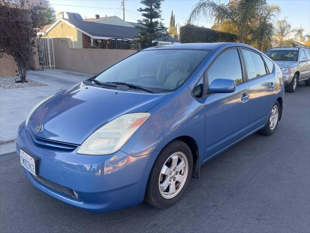 used 2005 Toyota Prius car, priced at $5,995