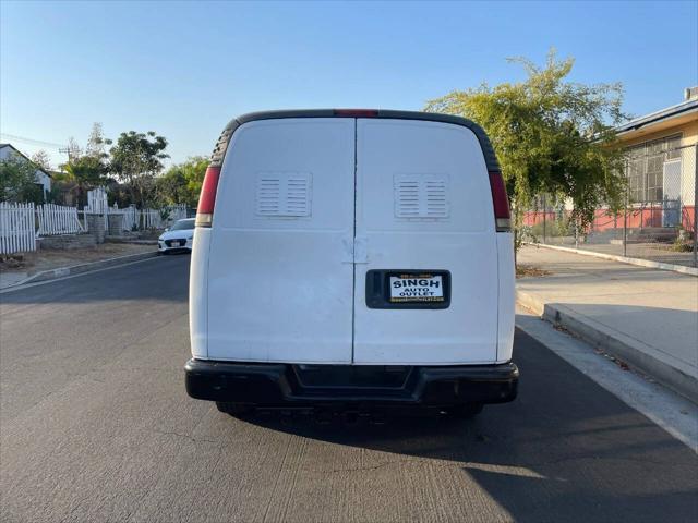 used 2000 GMC Savana 3500 car, priced at $6,500