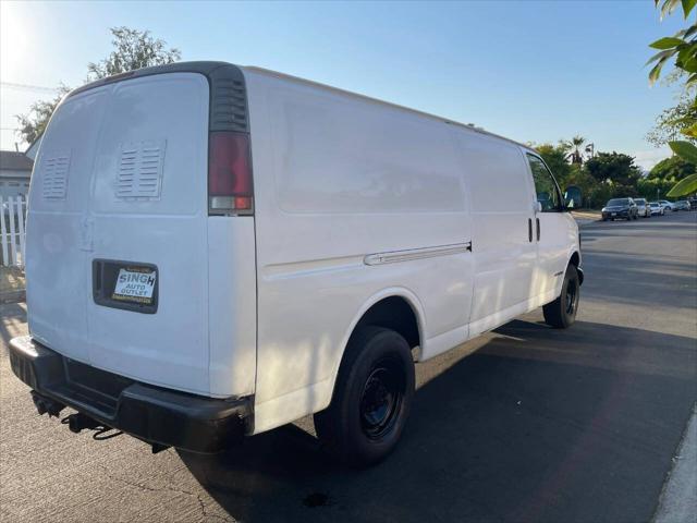 used 2000 GMC Savana 3500 car, priced at $6,500