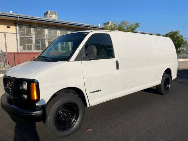 used 2000 GMC Savana 3500 car, priced at $6,500