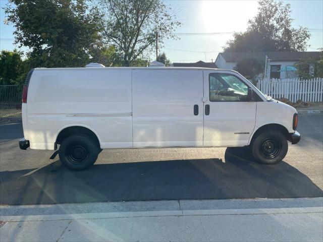 used 2000 GMC Savana 3500 car, priced at $6,500