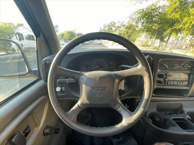 used 2000 GMC Savana 3500 car, priced at $6,500