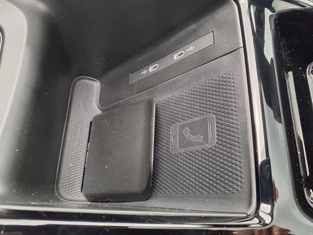 new 2025 Volkswagen ID.4 car, priced at $52,731