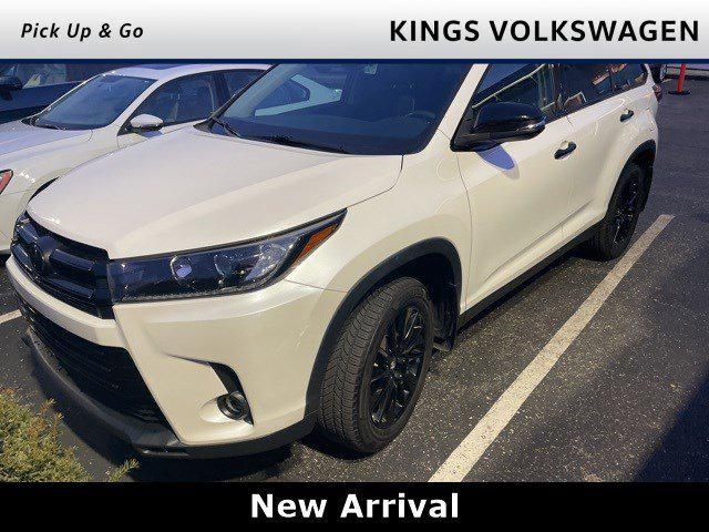 used 2019 Toyota Highlander car, priced at $28,299