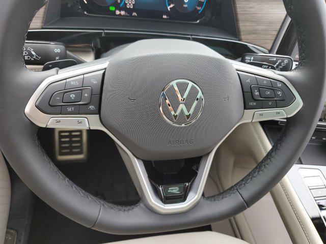 new 2024 Volkswagen Atlas car, priced at $55,536