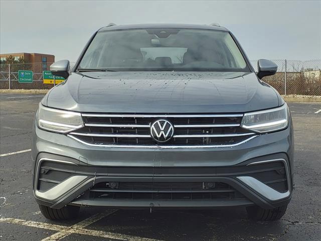 new 2024 Volkswagen Tiguan car, priced at $35,756