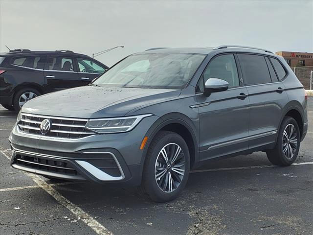 new 2024 Volkswagen Tiguan car, priced at $35,756