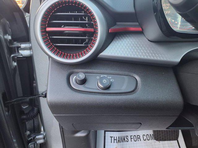 used 2024 Chevrolet Trax car, priced at $21,874