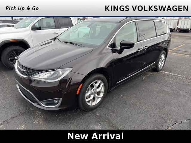 used 2018 Chrysler Pacifica car, priced at $15,928