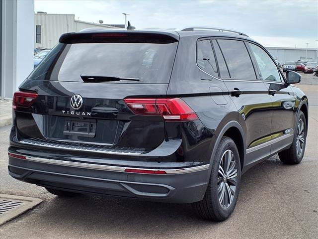 new 2024 Volkswagen Tiguan car, priced at $33,966