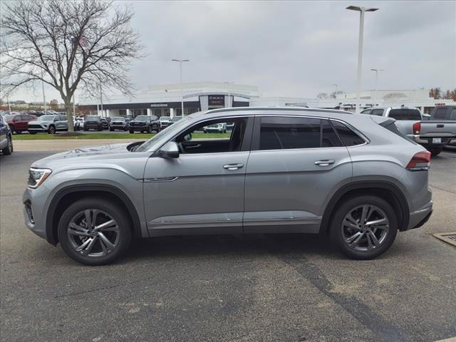 new 2024 Volkswagen Atlas Cross Sport car, priced at $48,986