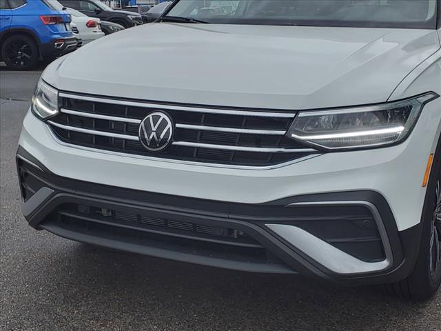 new 2024 Volkswagen Tiguan car, priced at $34,556