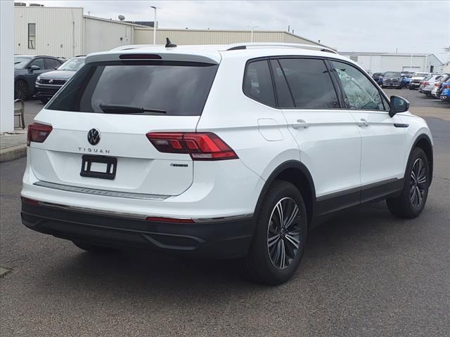 new 2024 Volkswagen Tiguan car, priced at $34,556