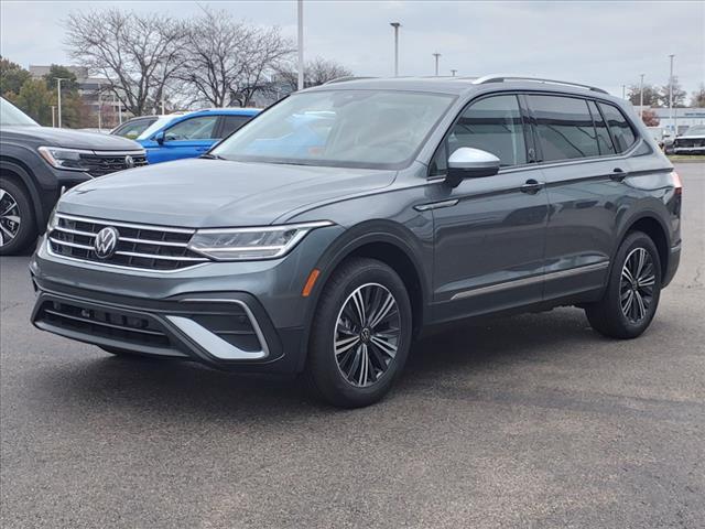 new 2024 Volkswagen Tiguan car, priced at $34,326