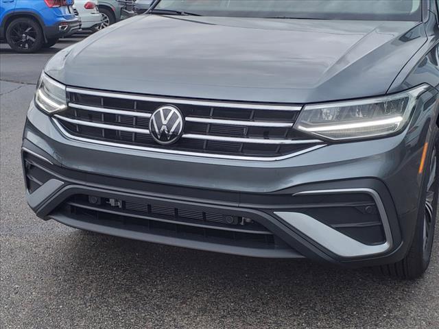 new 2024 Volkswagen Tiguan car, priced at $34,326