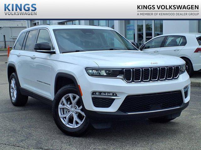used 2022 Jeep Grand Cherokee car, priced at $32,376