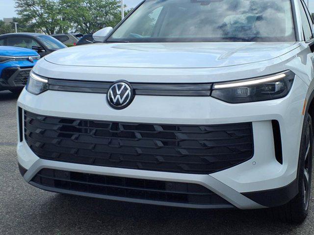 new 2025 Volkswagen Tiguan car, priced at $37,076