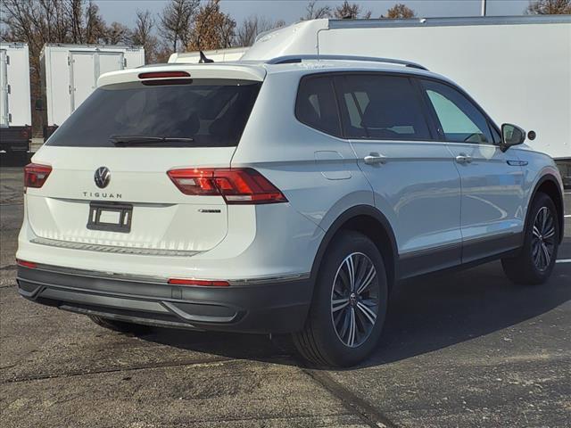 new 2024 Volkswagen Tiguan car, priced at $35,756