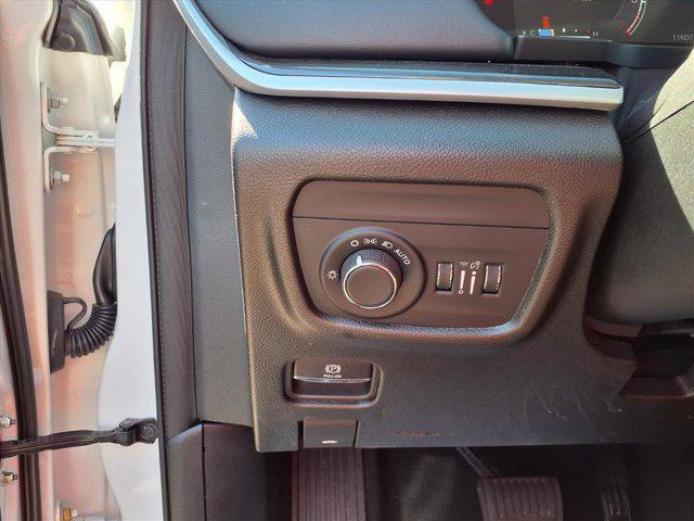 used 2023 Jeep Grand Cherokee car, priced at $30,000
