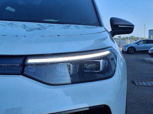 new 2025 Volkswagen Tiguan car, priced at $40,185