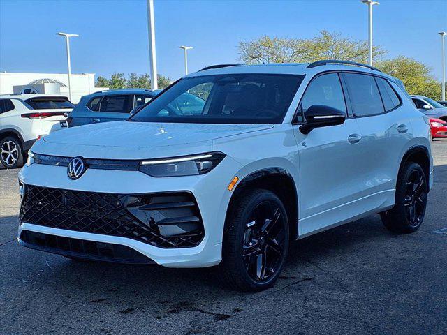 new 2025 Volkswagen Tiguan car, priced at $40,185