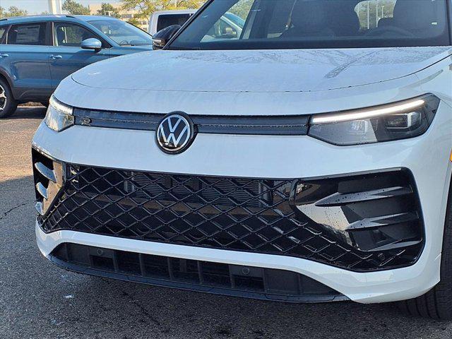 new 2025 Volkswagen Tiguan car, priced at $40,185