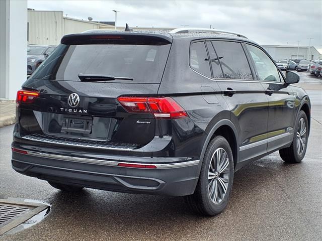 new 2024 Volkswagen Tiguan car, priced at $34,220