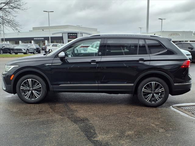 new 2024 Volkswagen Tiguan car, priced at $34,220