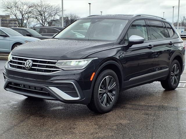 new 2024 Volkswagen Tiguan car, priced at $34,220