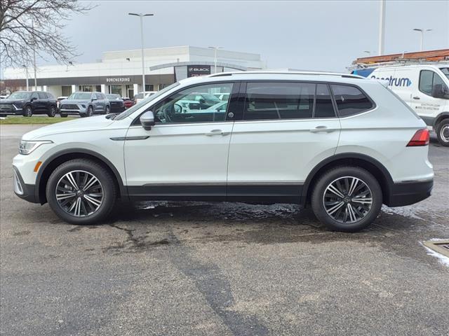 new 2024 Volkswagen Tiguan car, priced at $35,756