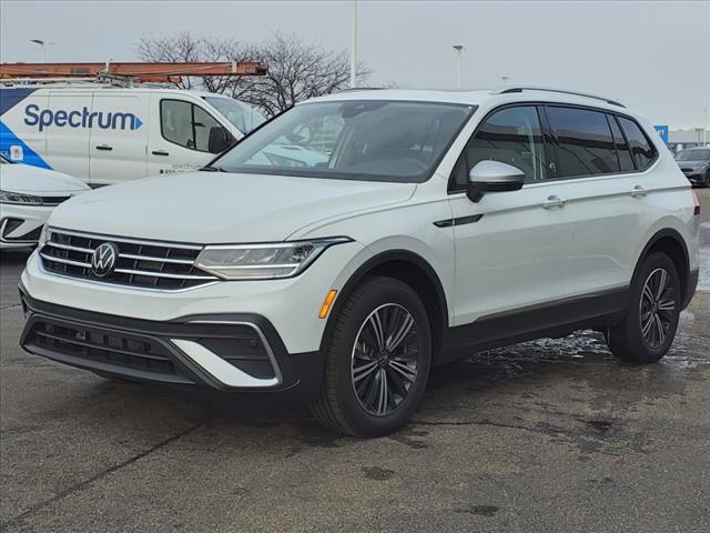 new 2024 Volkswagen Tiguan car, priced at $35,756