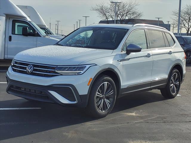 new 2024 Volkswagen Tiguan car, priced at $35,756