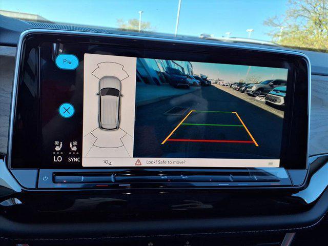 new 2026 Volkswagen Atlas car, priced at $48,525