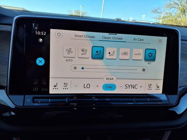 new 2026 Volkswagen Atlas car, priced at $48,525