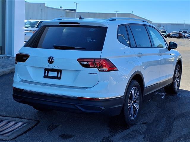 new 2024 Volkswagen Tiguan car, priced at $35,756