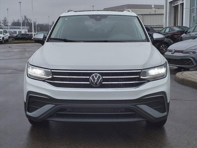 new 2024 Volkswagen Tiguan car, priced at $35,756