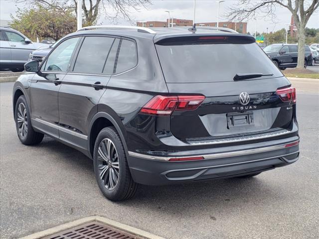 new 2024 Volkswagen Tiguan car, priced at $35,756