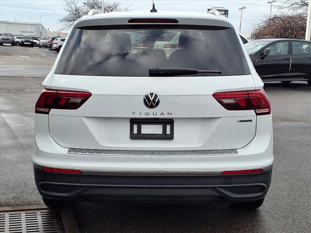 new 2024 Volkswagen Tiguan car, priced at $35,756