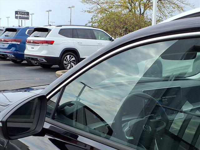 new 2025 Volkswagen Tiguan car, priced at $35,133