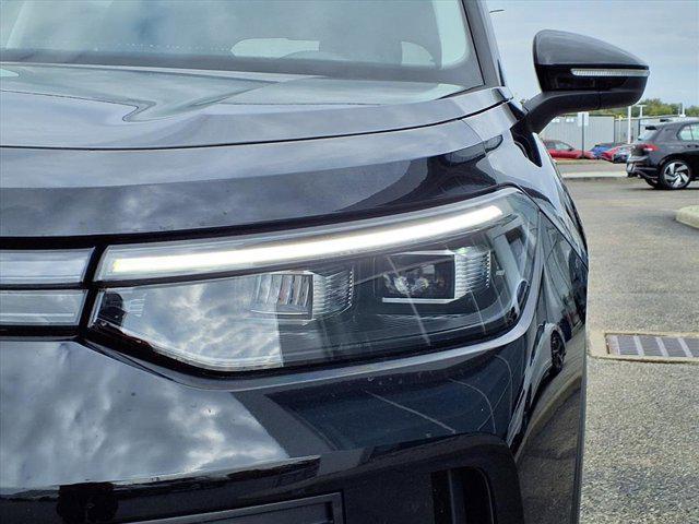 new 2025 Volkswagen Tiguan car, priced at $35,133