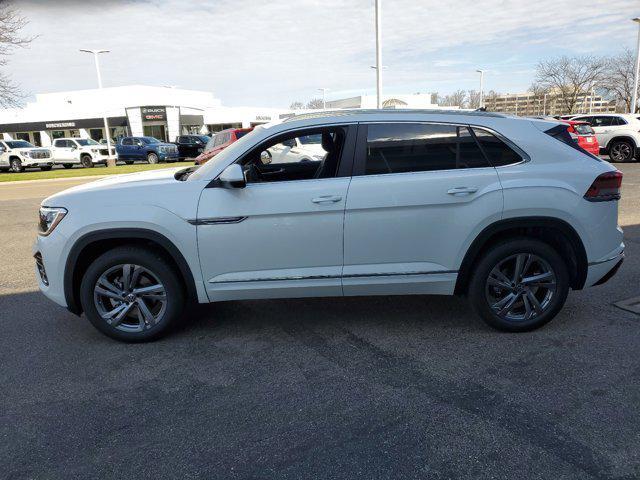 new 2024 Volkswagen Atlas Cross Sport car, priced at $49,365