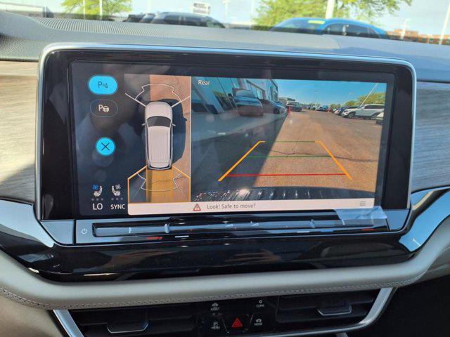 new 2025 Volkswagen Atlas car, priced at $55,671
