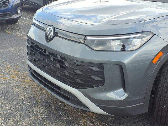 new 2025 Volkswagen Tiguan car, priced at $33,516