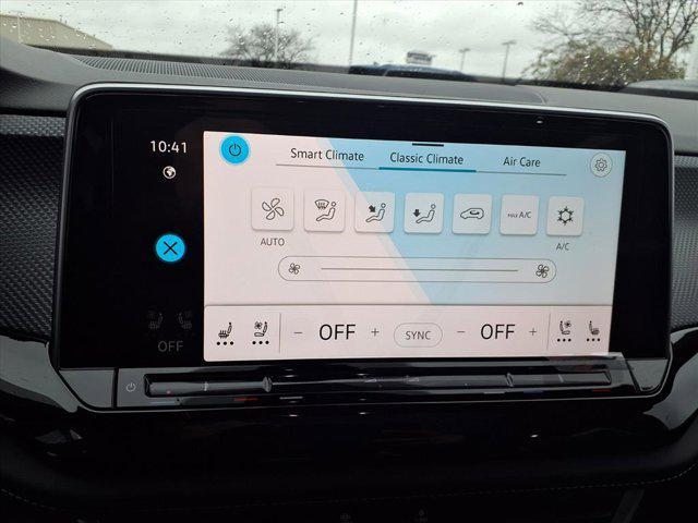 new 2026 Volkswagen Atlas Cross Sport car, priced at $55,383