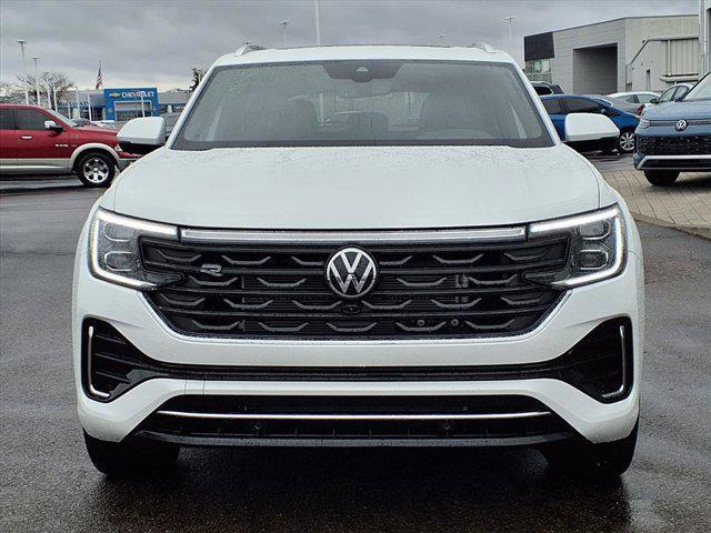 new 2026 Volkswagen Atlas Cross Sport car, priced at $55,383