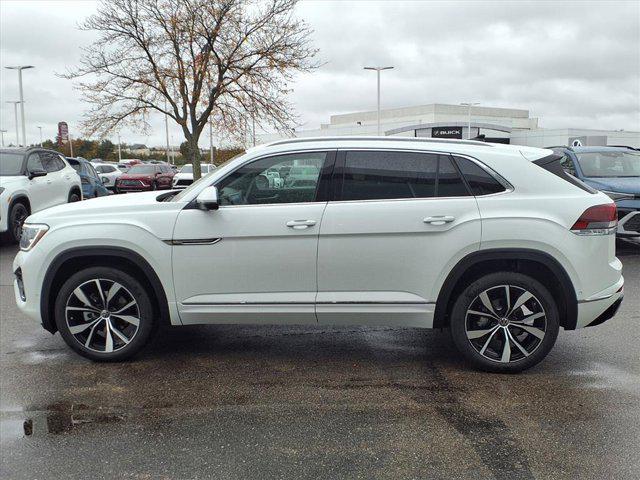 new 2026 Volkswagen Atlas Cross Sport car, priced at $55,383