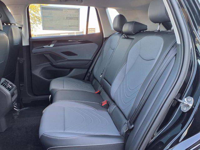 new 2025 Volkswagen Tiguan car, priced at $35,224