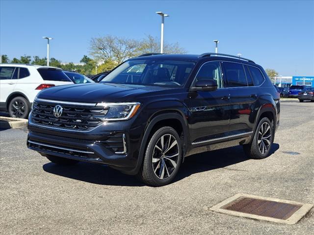 new 2024 Volkswagen Atlas car, priced at $53,841