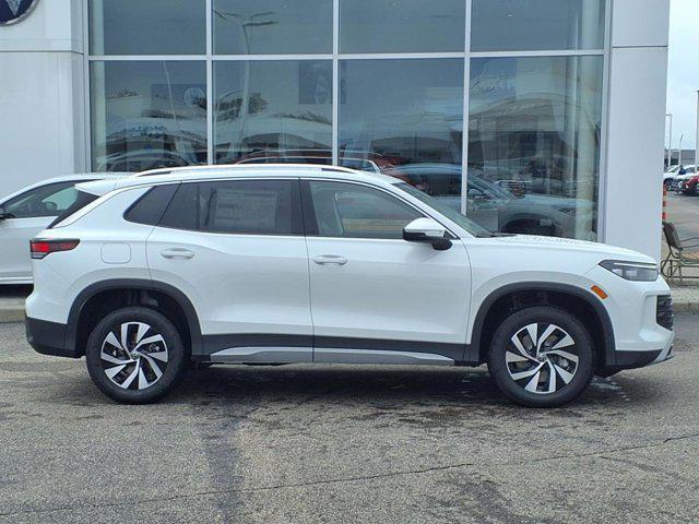 new 2025 Volkswagen Tiguan car, priced at $32,326