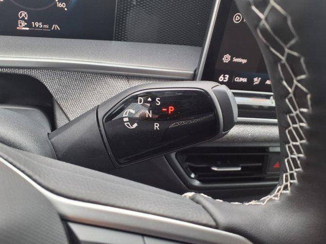 new 2025 Volkswagen Tiguan car, priced at $32,326